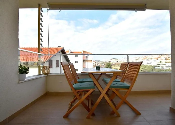 Nikola Apartment Split